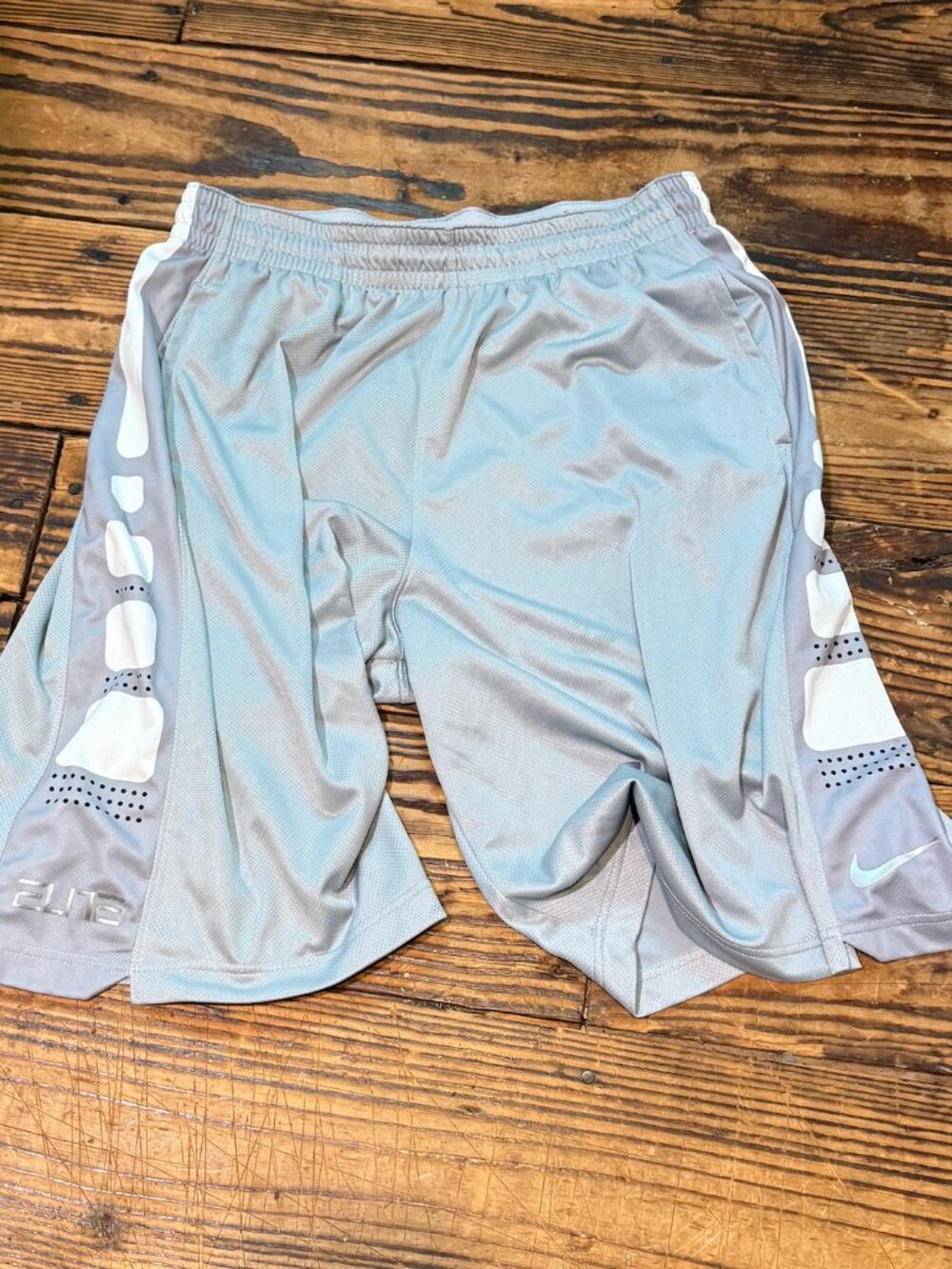 Vintage Nike Elite Basketball Shorts Mens Size XL Y2K Dri-Fit Gray Baggy Pockets